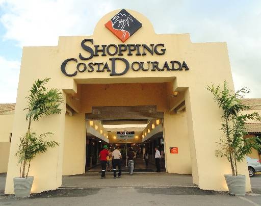 Imagem do centro comercial Costa Dourada